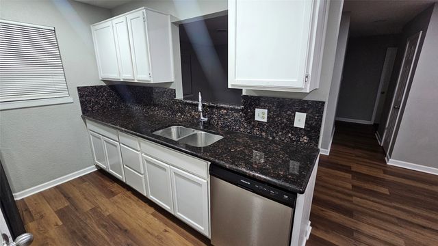 5604 Oak Grove Road, Fort Worth, TX 76134