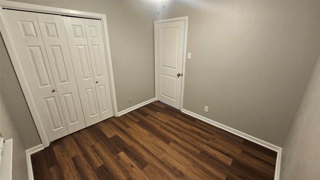 5604 Oak Grove Road, Fort Worth, TX 76134
