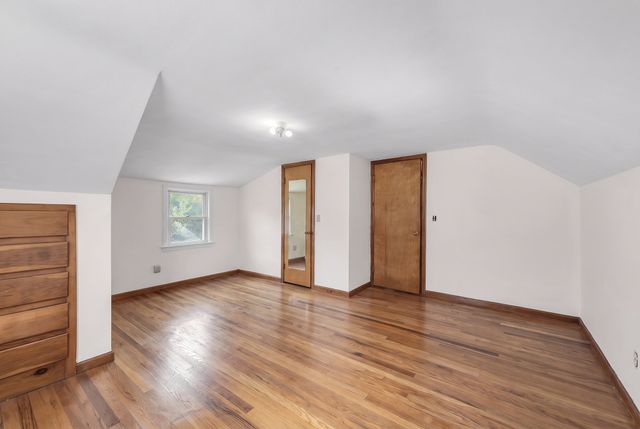 44 Arthur St, Springfield, MA 01104