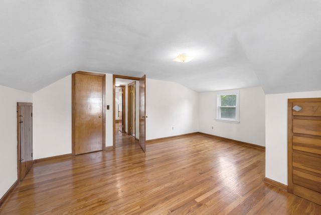 44 Arthur St, Springfield, MA 01104