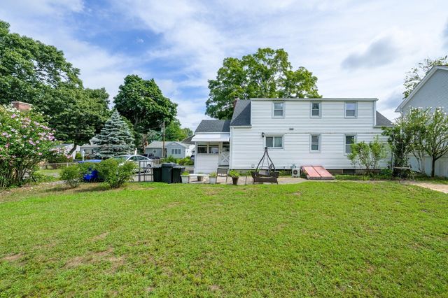 44 Arthur St, Springfield, MA 01104