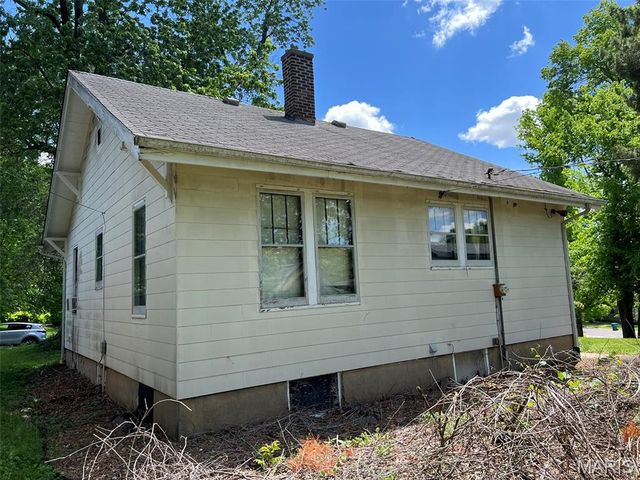 207 Gremer Avenue, Edwardsville, IL 62025