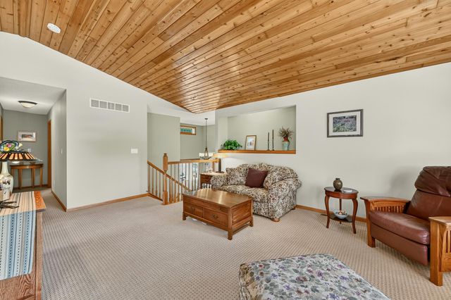 4462 Durham Lane NW, Rochester, MN 55901