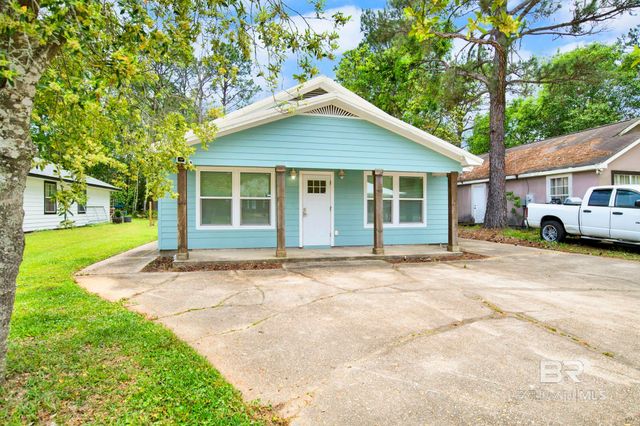 433 Palmetto Court, Gulf Shores, AL 36542