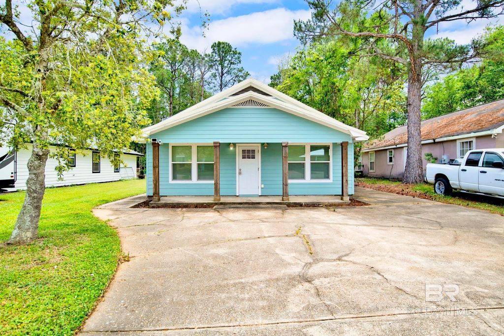 433 Palmetto Court, Gulf Shores, AL 36542