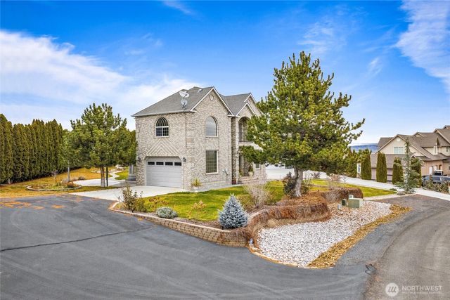 19678 Fairway Drive NW, Soap Lake, WA 98851