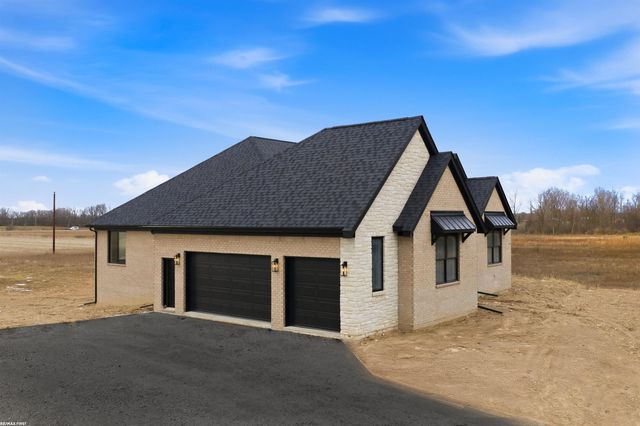 17492 Gilmore Road, Armada Twp, MI 48005