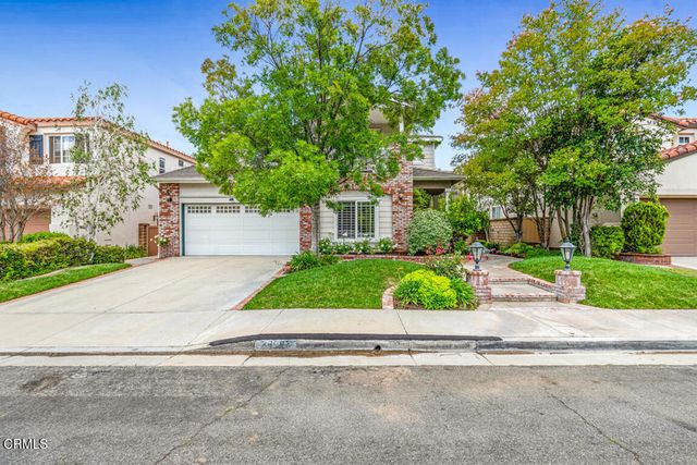 28067 Liana Lane, Valencia, CA 91354