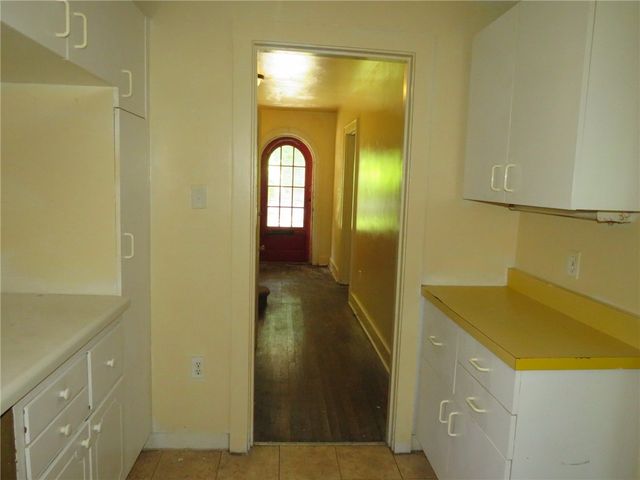 423 Braddock Rd, Forest Hills Boro, PA 15221