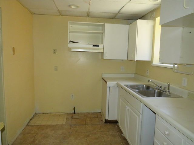 423 Braddock Rd, Forest Hills Boro, PA 15221