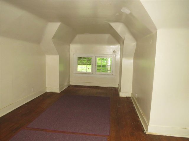 423 Braddock Rd, Forest Hills Boro, PA 15221