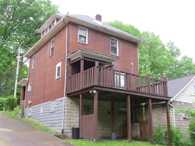 423 Braddock Rd, Forest Hills Boro, PA 15221