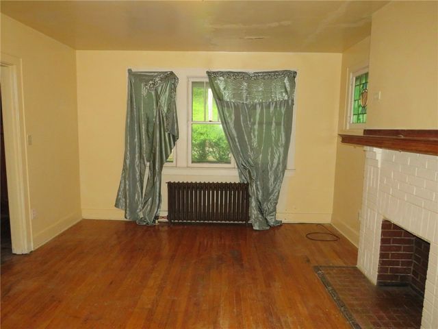 423 Braddock Rd, Forest Hills Boro, PA 15221