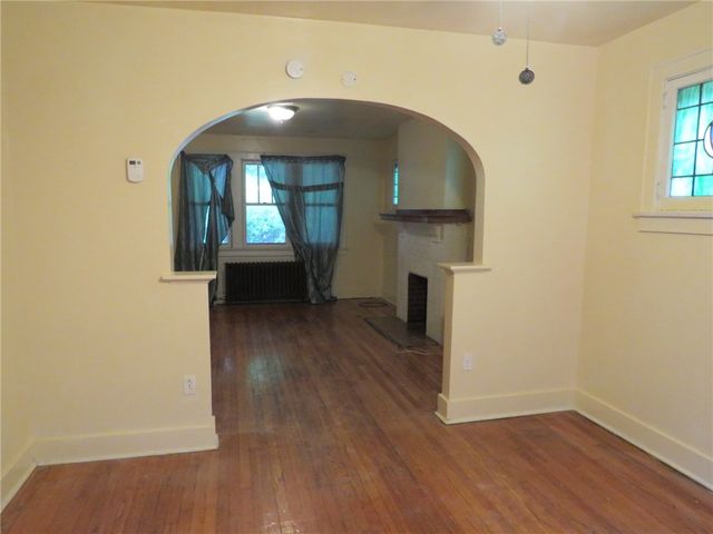 423 Braddock Rd, Forest Hills Boro, PA 15221