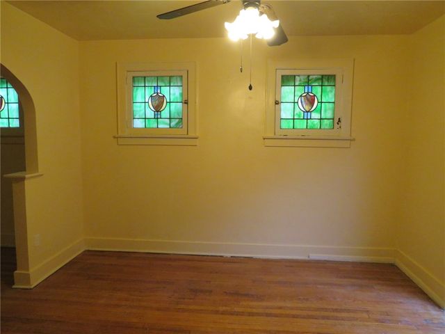 423 Braddock Rd, Forest Hills Boro, PA 15221