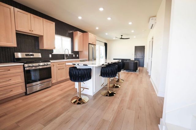 6724 Clearwater Ranch Road, Wills Point, TX 75169