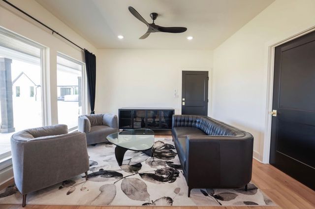 6724 Clearwater Ranch Road, Wills Point, TX 75169