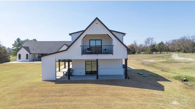 6724 Clearwater Ranch Road, Wills Point, TX 75169
