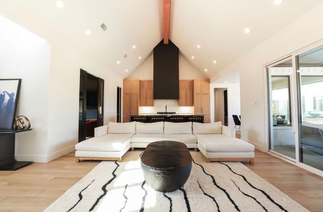 6724 Clearwater Ranch Road, Wills Point, TX 75169