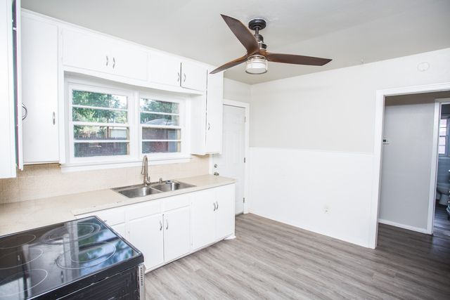 2706 30th Street, Lubbock, TX 79410