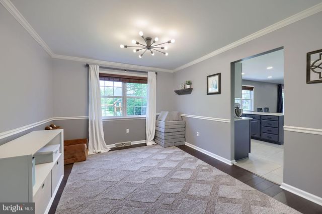 911 JADE AVE, Lancaster, PA 17601