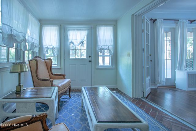 310 E Morganton Road, Southern Pines, NC 28387
