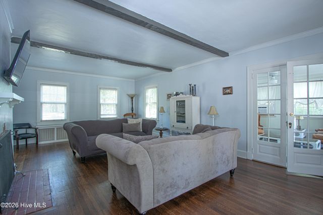 310 E Morganton Road, Southern Pines, NC 28387