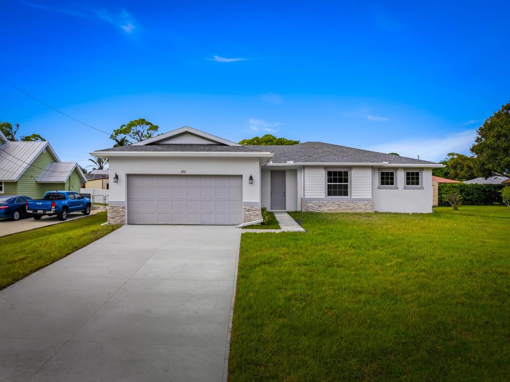 5808 Bamboo Drive, Fort Pierce, FL 34982