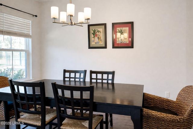 126 Minning Loop, Richmond Hill, GA 31324