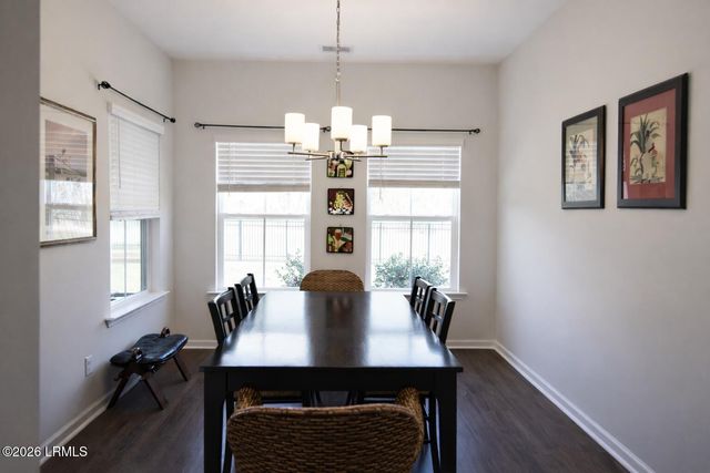 126 Minning Loop, Richmond Hill, GA 31324