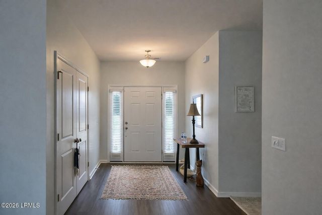 126 Minning Loop, Richmond Hill, GA 31324