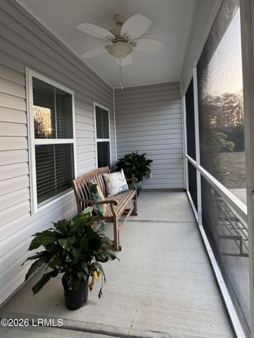 126 Minning Loop, Richmond Hill, GA 31324