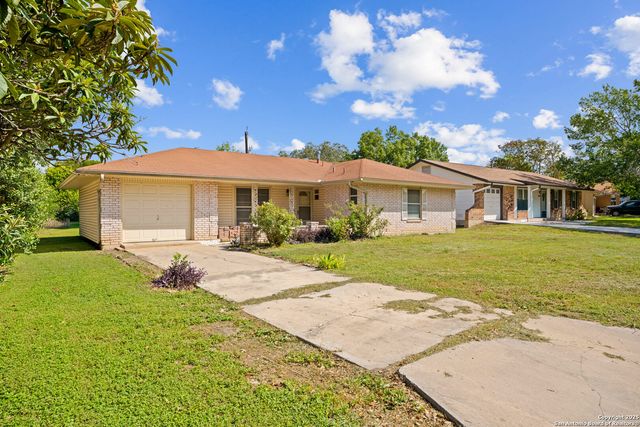 4427 First View, San Antonio, TX 78217