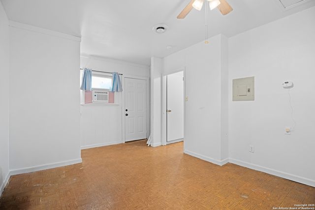 4427 First View, San Antonio, TX 78217