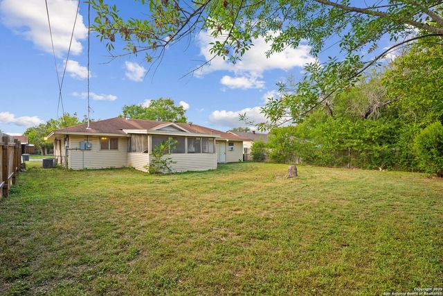 4427 First View, San Antonio, TX 78217