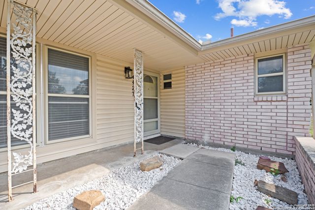 4427 First View, San Antonio, TX 78217