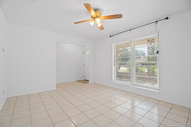 4427 First View, San Antonio, TX 78217