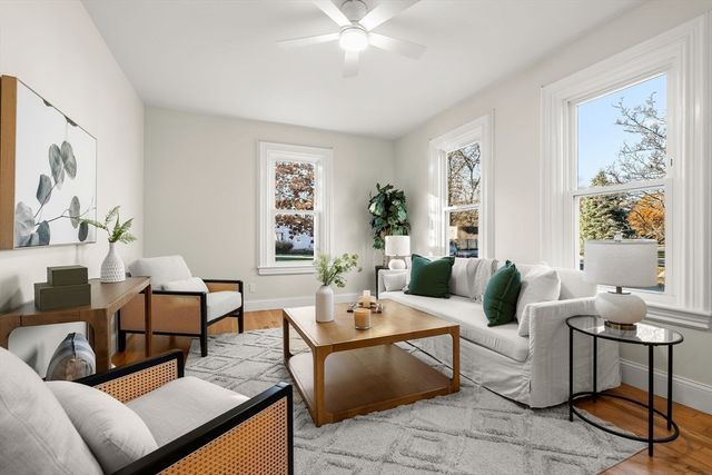 158 Central St, Rockland, MA 02370