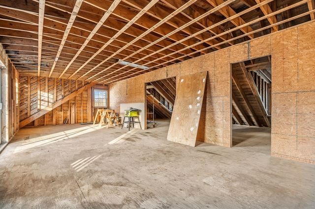 158 Central St, Rockland, MA 02370