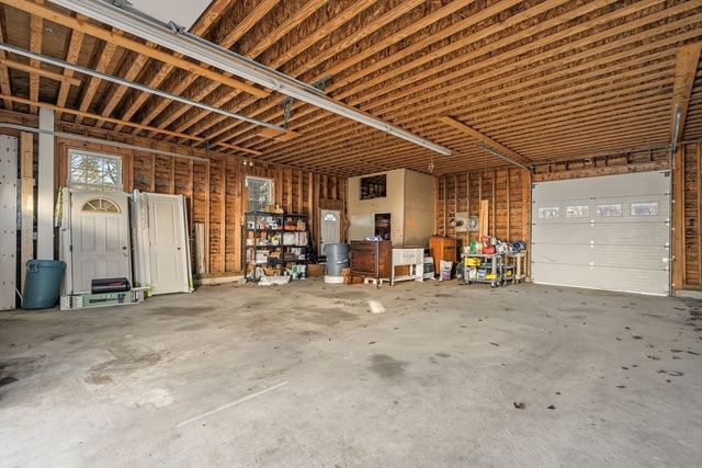 158 Central St, Rockland, MA 02370