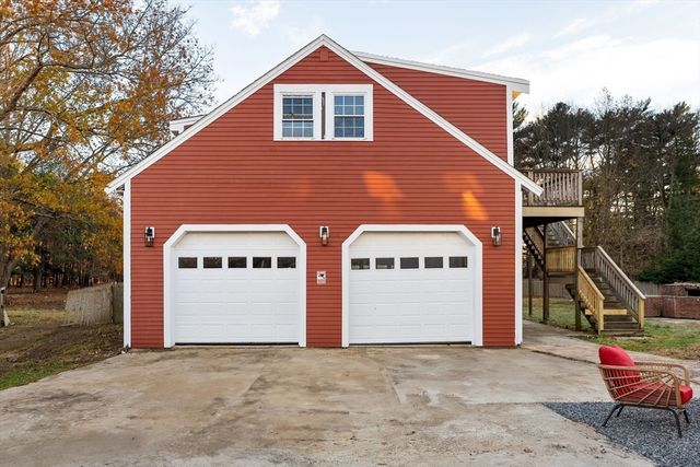 158 Central St, Rockland, MA 02370