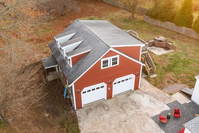 158 Central St, Rockland, MA 02370