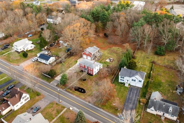 158 Central St, Rockland, MA 02370