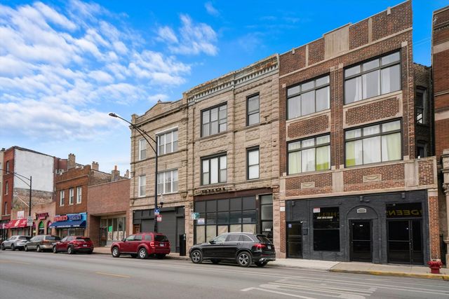 2140 W Cermak Road, Chicago, IL 60608