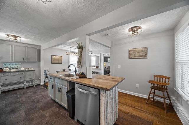 232 N MAIN Street, Cambridge Springs, PA 16403