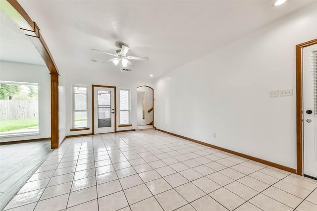 8022 17th Green Drive, Humble, TX 77346