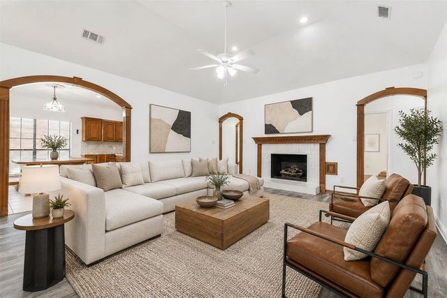 8022 17th Green Drive, Humble, TX 77346