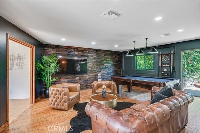 950 Hampton, Arcadia, CA 91006