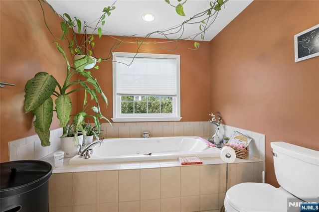 6 Lamring Drive, Fair Lawn, NJ 07410