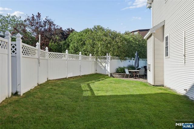 6 Lamring Drive, Fair Lawn, NJ 07410